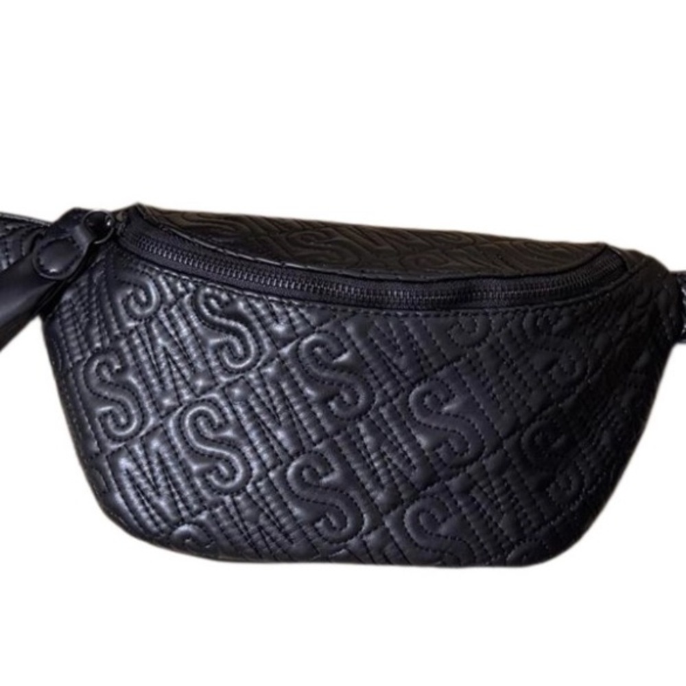 Steve Madden Black Quilted Crossbody Bag
